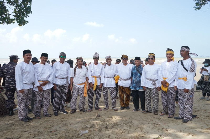 5 Menit Tentang Sekerat