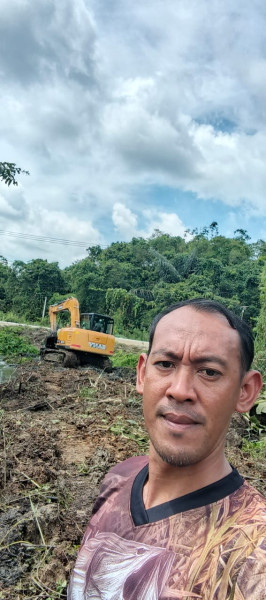Normalisasi Parit RT 09 dan RT 06 Dusun Sekurau Bawah, Desa Sekerat