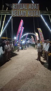 Malam Pembukaan Festival Sekerat Nusantara,  Sekalian Penyerahan Motor Dinas Roda Dua Rukun Tetangga (RT) Sedesa Sekerat dan Penyerahan 1 Unit Motor Badan Permusyawaratan Daerah (BPD) .