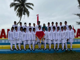 “Semangat kemerdekaan terpancar dari para Paskibra yang gagah dan penuh disiplin.